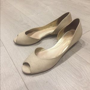 Matt Bernson cream beige gold shimmer flats heels
